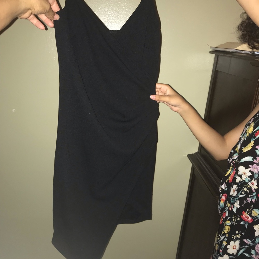 Dress 👗 - Picture 2 of 2
